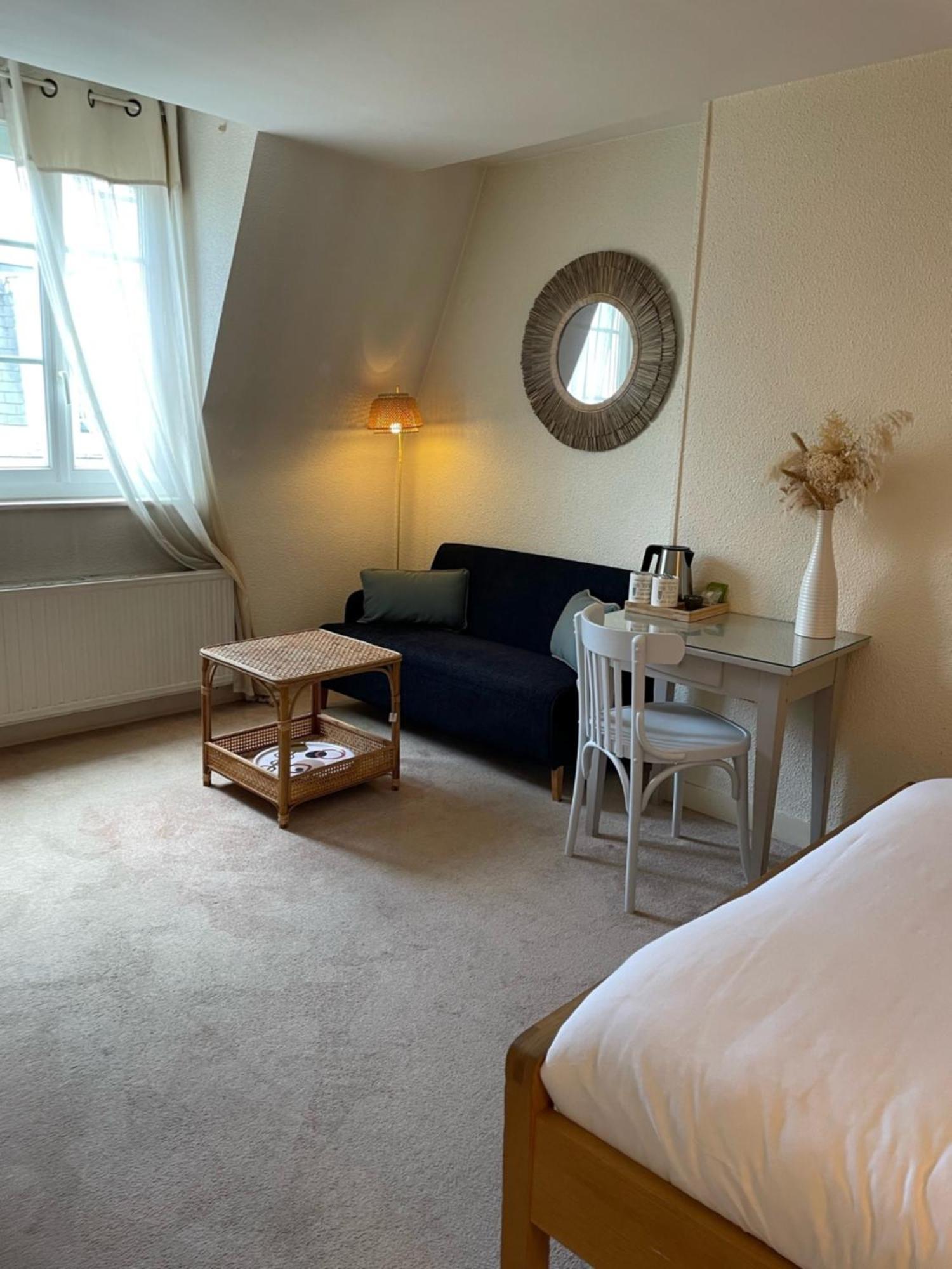 Hotel Des Falaises Villers-sur-Mer Luaran gambar