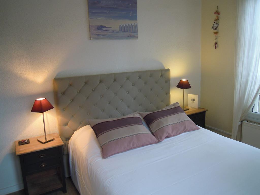 Hotel Des Falaises Villers-sur-Mer Bilik gambar
