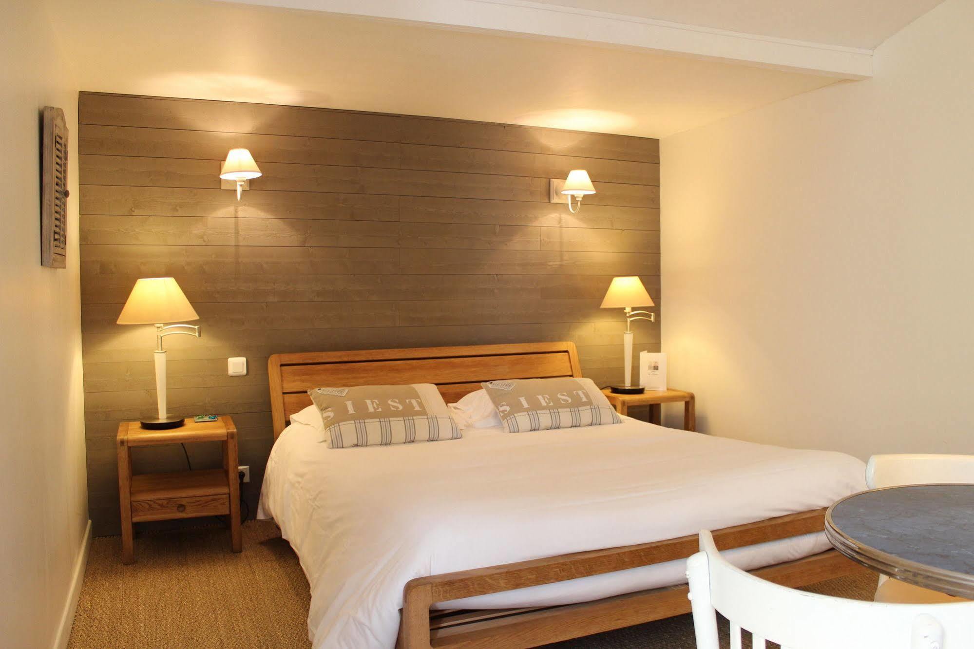Hotel Des Falaises Villers-sur-Mer Luaran gambar