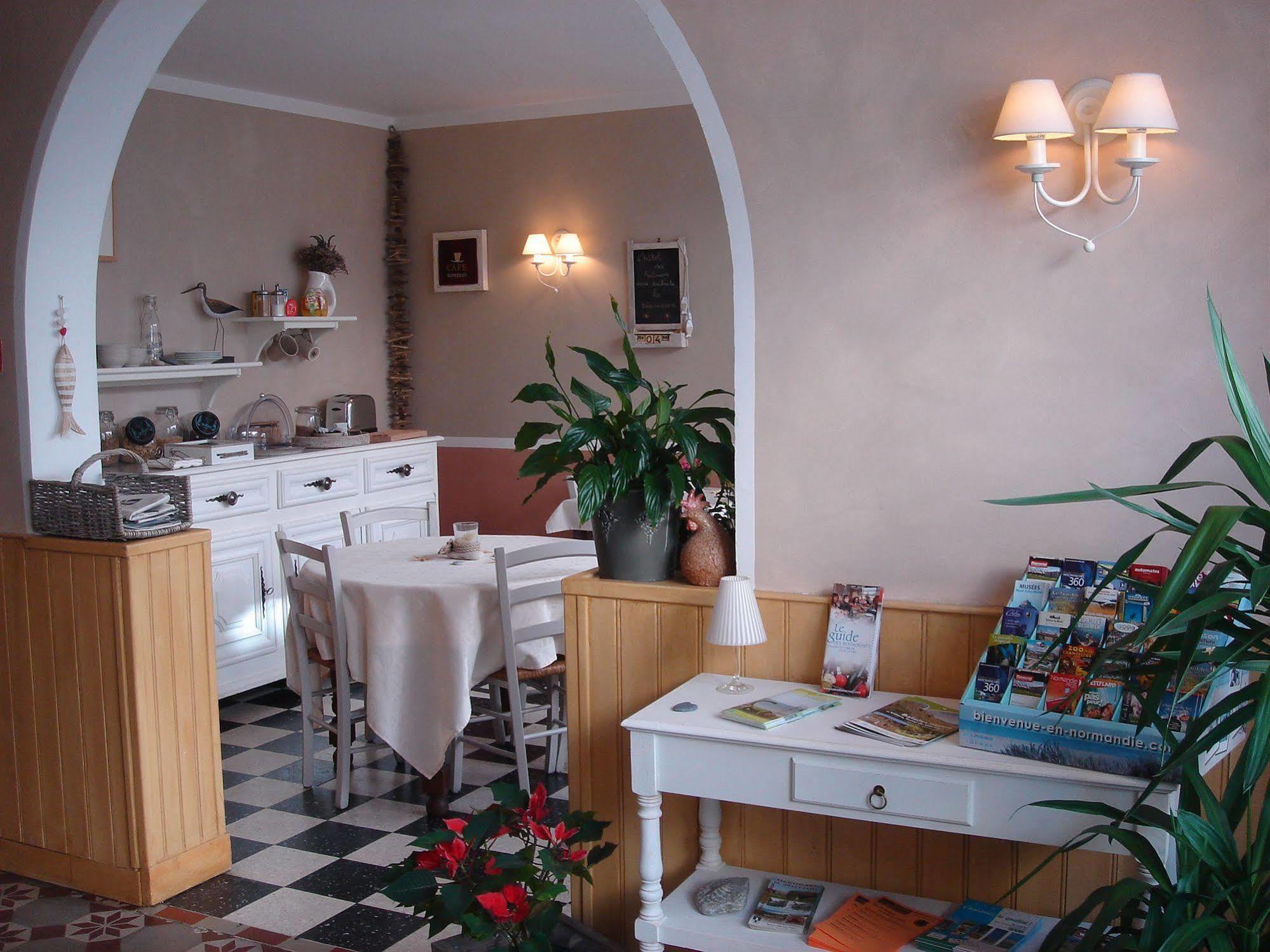 Hotel Des Falaises Villers-sur-Mer Luaran gambar